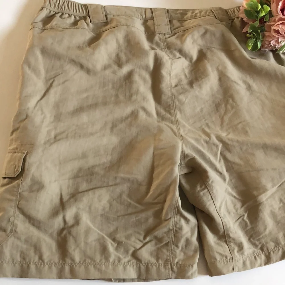 NORTH FACE CARGO SHORTS XXL NYLON NORTH FACE XXL TAN CARGO SHORtS